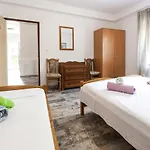 & Strcic Petra Gæstehus 4*