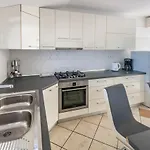 & Strcic Petra בית הארחה 4*